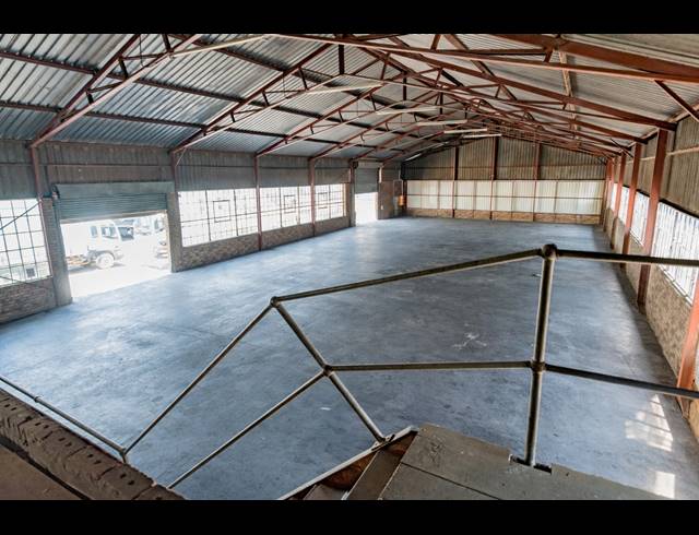 557M² FACTORY RENTED IN ALRODE
